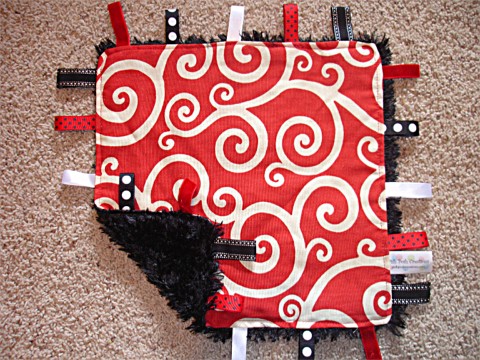 Red Cartwheel (Black fur) Tag Lovie