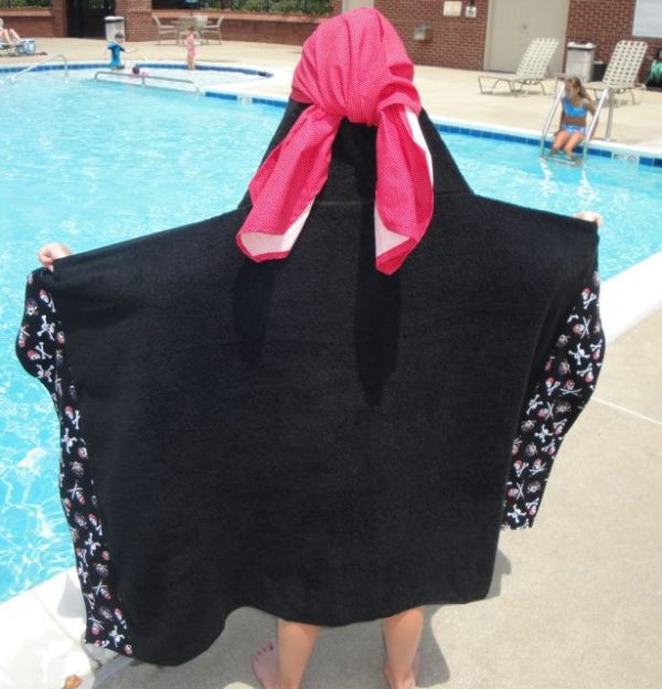 Pirate (boy) Hooded Tag Towel - Image 2