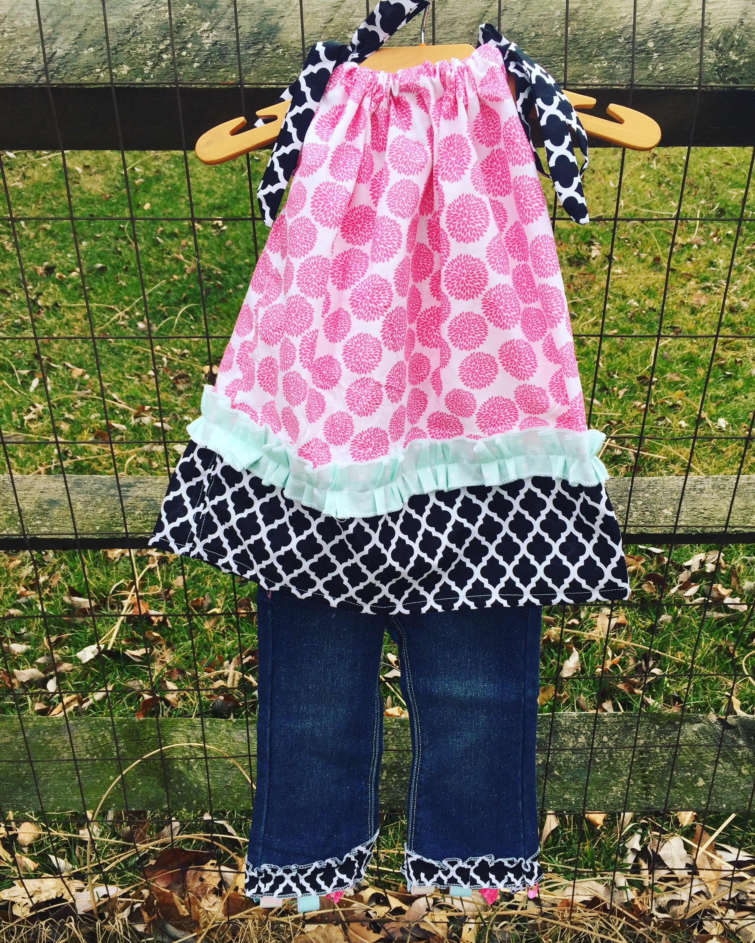 Girls Clothing Maddie Dress/Pant Set (size 2)