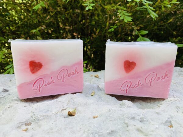 Handmade Soap - Homemade Soap - Melt and Pour - MP Soap - Glycerin Soap - Shea  and Mango Butter Soap - Bleeding Heart Soap