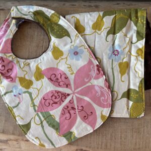 Floral Mod Bib/Burp Cloth Gift Set